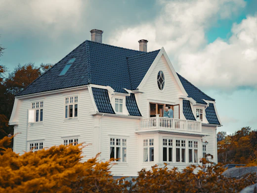 Takbyte, betongpannor: Villa i Vallås, bytt på åtta arbetsdagar